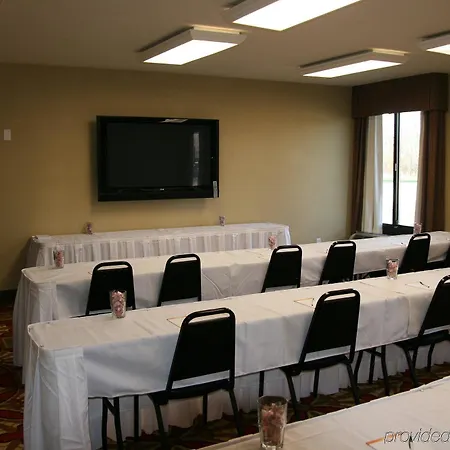 Country Inn & Suites By Radisson, Canton Near Hall Of Fame 