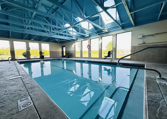 Country Inn & Suites By Radisson, Canton Near Hall Of Fame