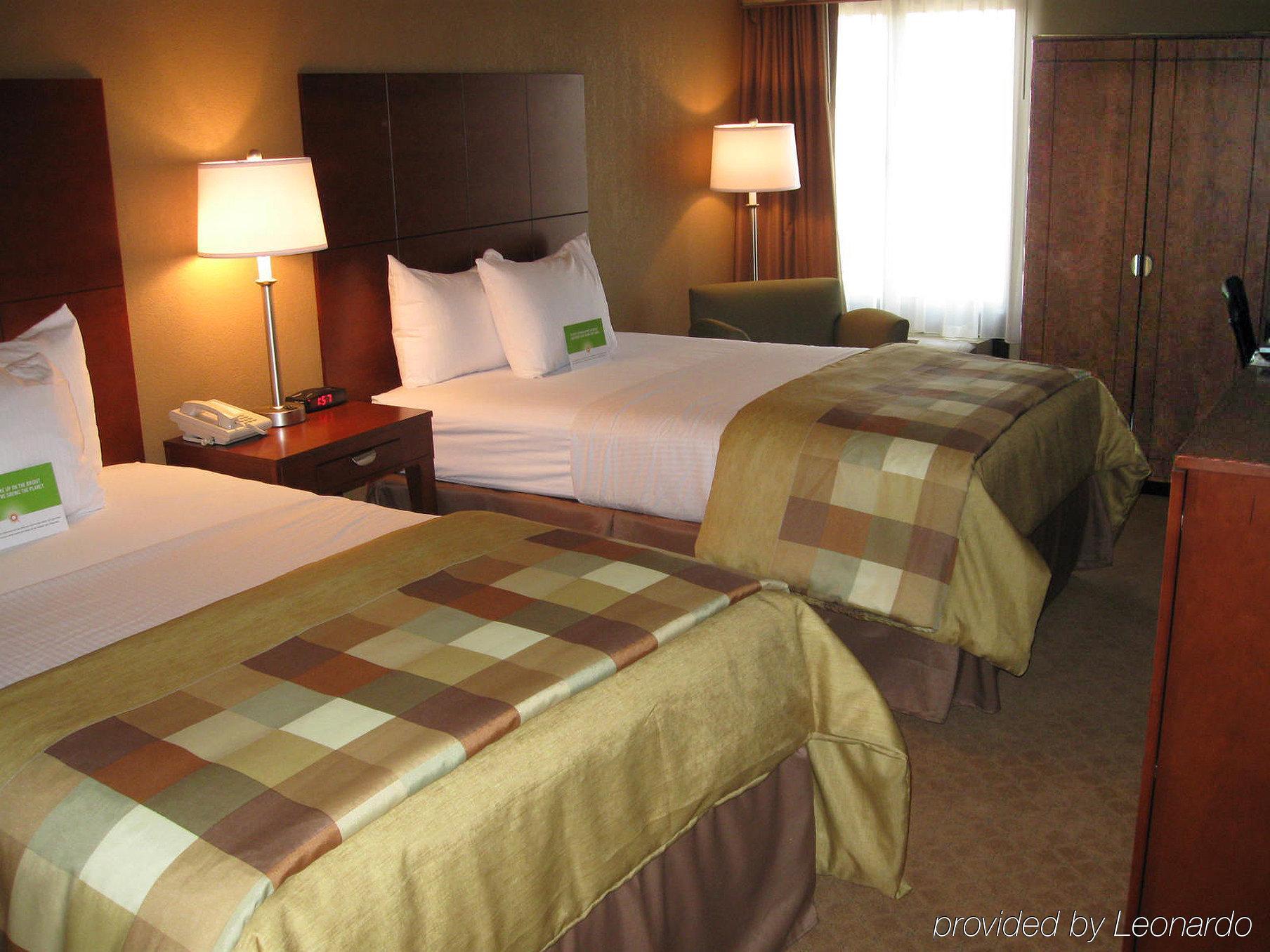 Country & By Radisson, Canton Near Hall Of Fame