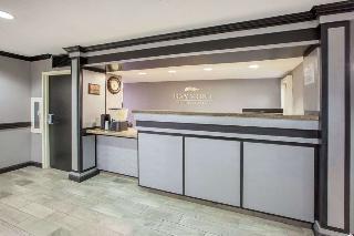 Country & By Radisson, Canton Near Hall Of Fame Hotel 3*