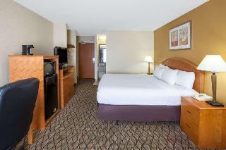 Hotel Country & By Radisson, Canton Near Hall Of Fame North Canton